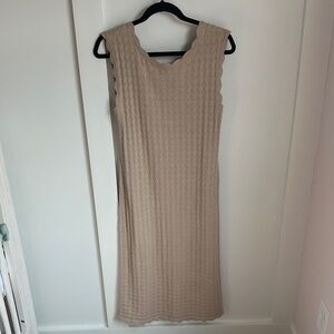 Elegant Tan Sleeveless Knit Dress